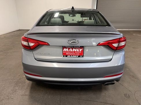 Used 2016 Hyundai Sonata SE image 4
