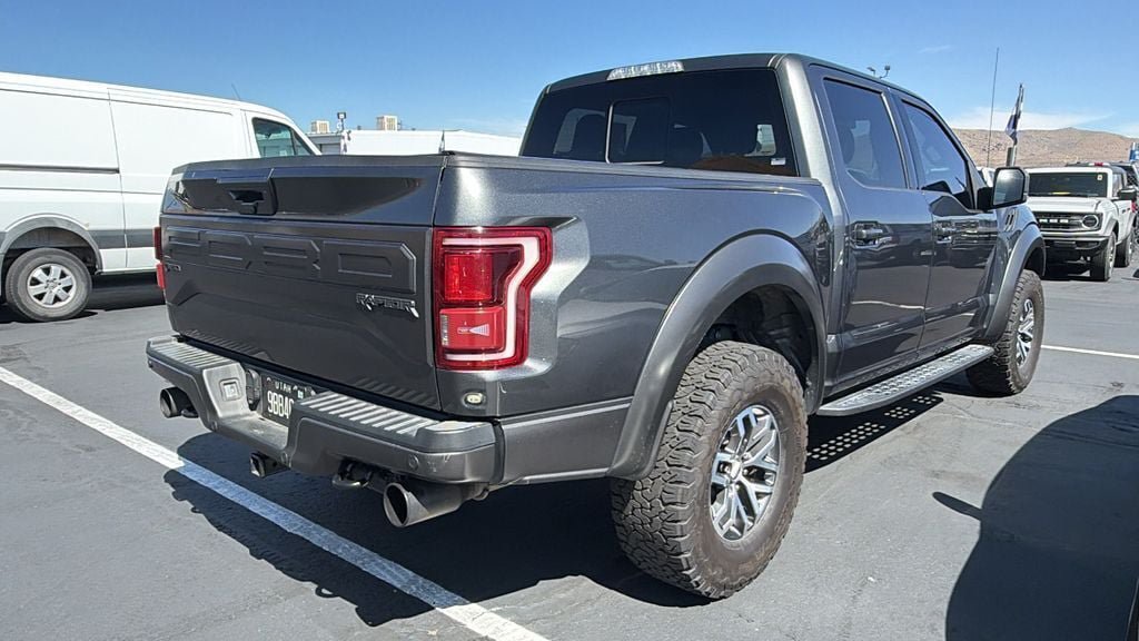 Used 2018 Ford F150 Raptor w/ Equipment Group 802A Luxury AWD/4WD image 2