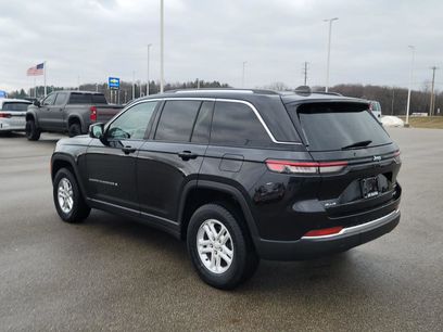 Used 2023 Jeep Grand Cherokee Laredo w/ Luxury Tech Group I