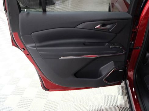 New 2025 Chevrolet Traverse LT w/ Enhanced Driving Package image 23