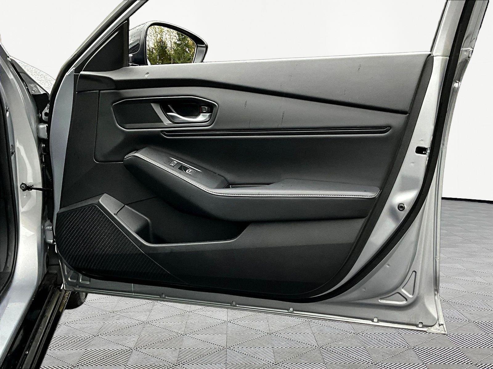 Used 2024 Honda Accord Sport image 27