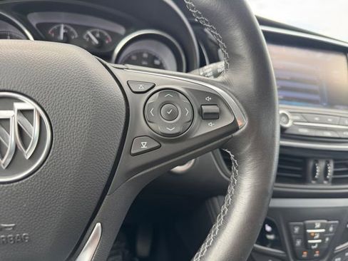 Used 2020 Buick Envision Essence image 9
