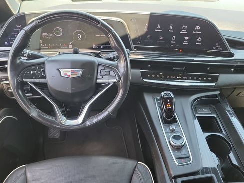 Used 2022 Cadillac Escalade ESV Sport w/ Touring Package AWD/4WD image 11