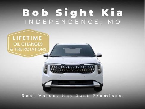 New 2026 Kia Carnival EX FWD image 2