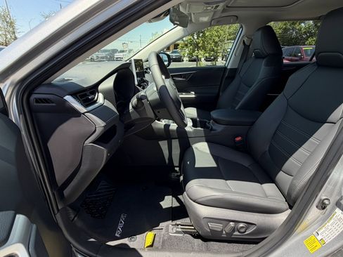 Used 2025 Toyota RAV4 XLE Premium FWD image 11