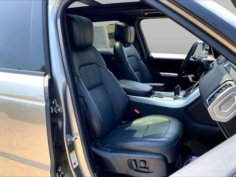 Used 2018 Land Rover Range Rover Sport HSE AWD/4WD image 8