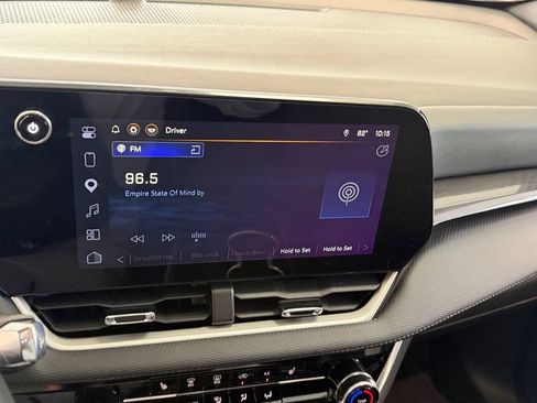 Used 2025 Chevrolet Equinox LT w/ Safety and Technology Package FWD image 20