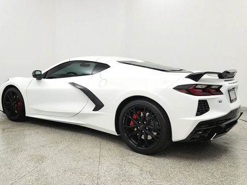 Used 2023 Chevrolet Corvette Stingray Premium Cpe w/ Z51 Performance Package RWD image 3