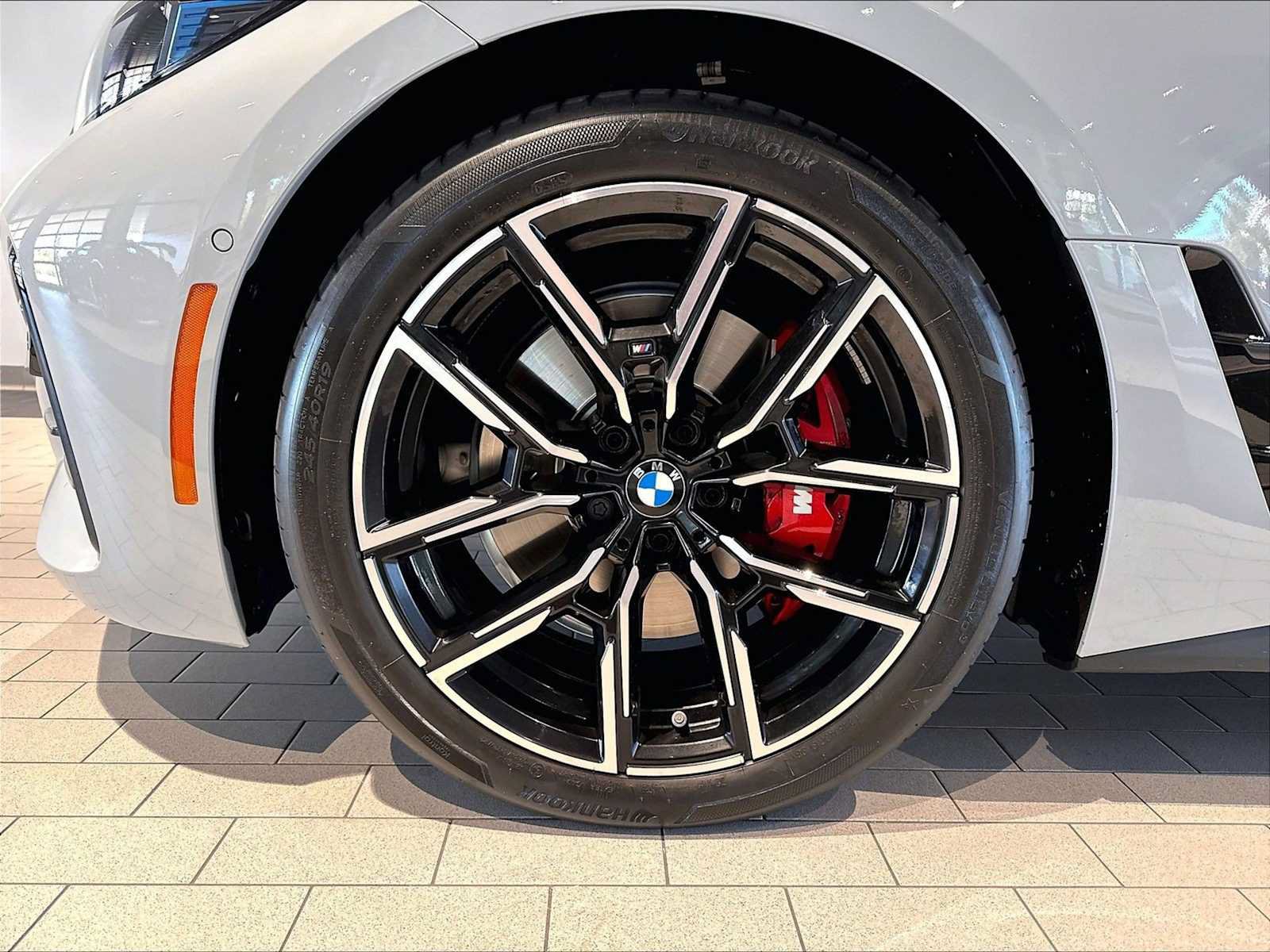 Used 2025 BMW M440i w/ Premium Package RWD image 14