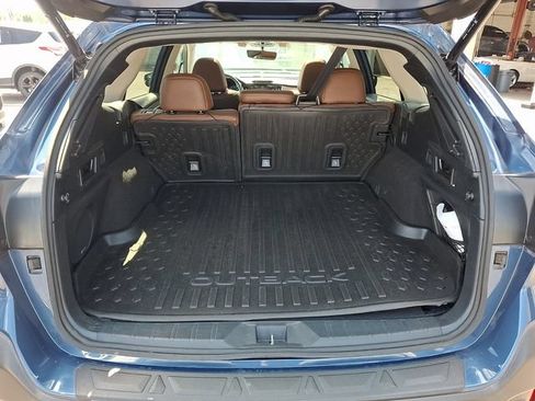 Used 2021 Subaru Outback Touring w/ Popular Package #2 AWD/4WD image 22