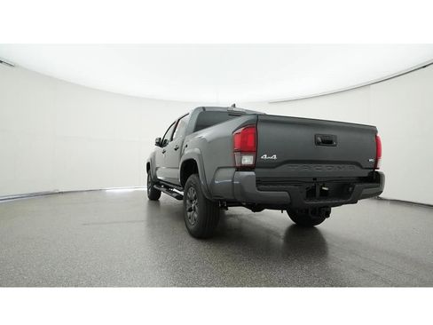 Used 2023 Toyota Tacoma SR5 w/ Technology Package image 23