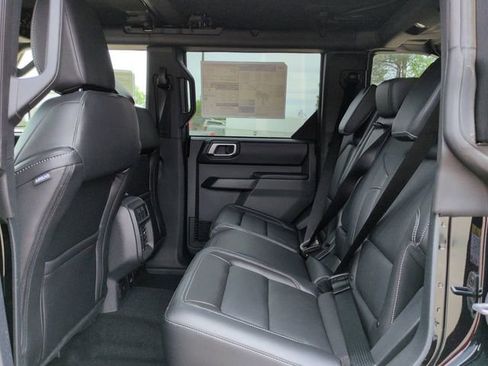 New 2026 Ford Bronco Outer Banks AWD/4WD image 13