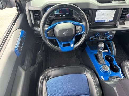 Used 2021 Ford Bronco Base image 22