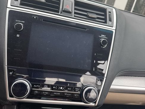 Used 2019 Subaru Legacy 2.5i Premium image 17