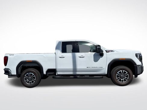 New 2026 GMC Sierra 2500 SLE AWD/4WD image 9