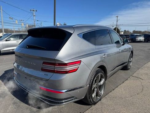 Certified 2025 Genesis GV80 3.5T Prestige image 15
