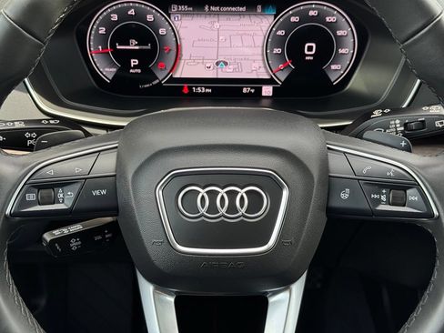 Used 2025 Audi Q5 Prestige w/ Prestige Package AWD/4WD image 9