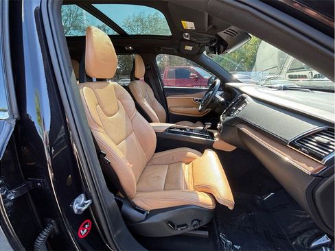 Used 2016 Volvo XC90 T6 Inscription w/ Vision Package image 46