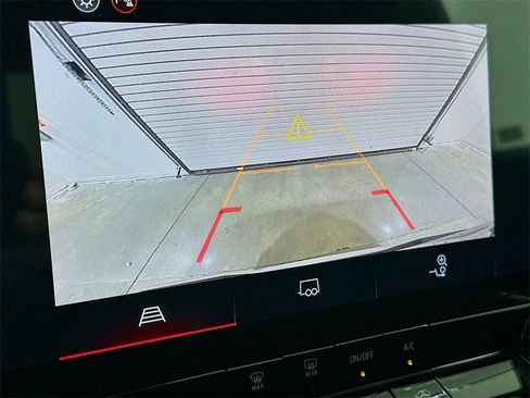 New 2026 GMC Canyon Elevation image 14