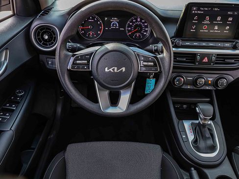 Certified 2024 Kia Forte LXS image 17