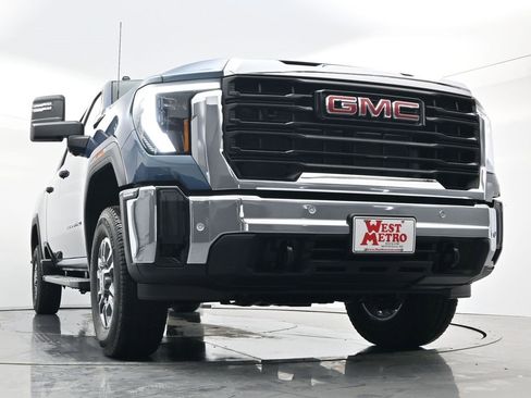 New 2026 GMC Sierra 3500 Pro w/ 1SA Pro Safety Plus Package image 28
