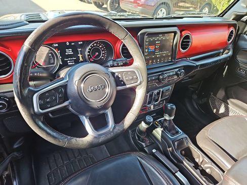 Used 2019 Jeep Wrangler Unlimited Rubicon AWD/4WD image 14