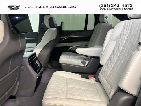 New 2026 Cadillac Escalade IQ Luxury 1 w/ LPO, Floor Liner Package image 19