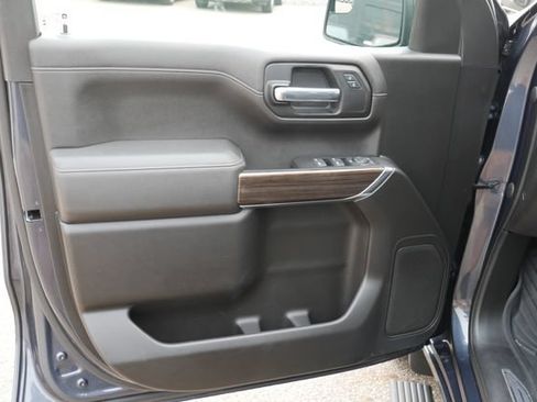 Used 2022 Chevrolet Silverado 1500 RST AWD/4WD image 13