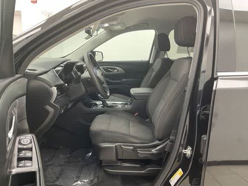 Certified 2021 Chevrolet Traverse LS FWD image 8