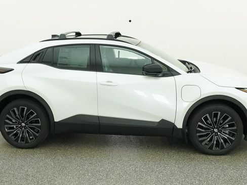 New 2026 Toyota C-HR AWD/4WD image 11