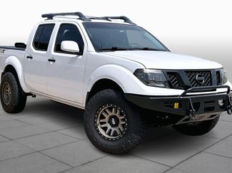 Used 2020 Nissan Frontier PRO-4X w/ Pro-4x Utility Package video 2