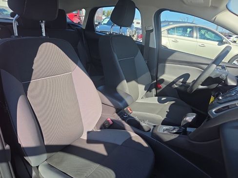 Used 2012 Ford Focus SE image 20