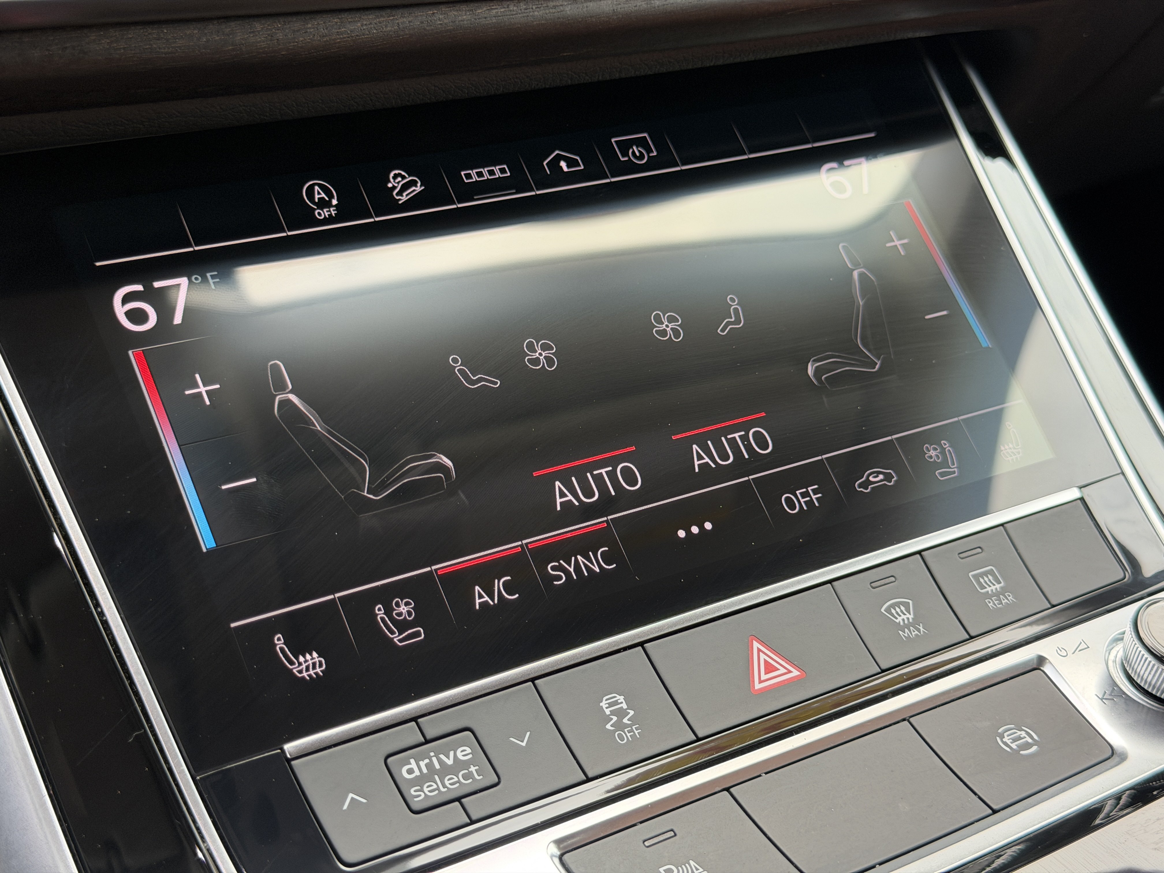 Used 2021 Audi Q8 Premium Plus AWD/4WD image 27