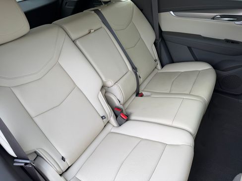 Used 2022 Cadillac XT5 Premium Luxury FWD image 48