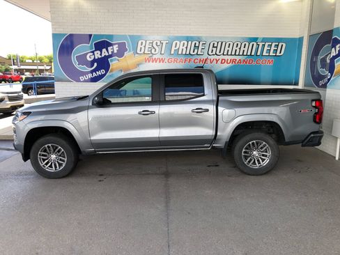 Used 2024 Chevrolet Colorado LT w/ LT Convenience Package II AWD/4WD image 5