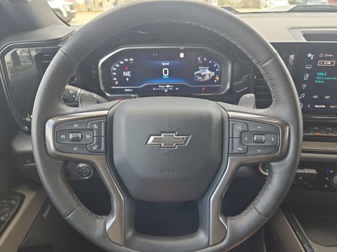 Certified 2023 Chevrolet Silverado 1500 ZR2 w/ Technology Package AWD/4WD image 19