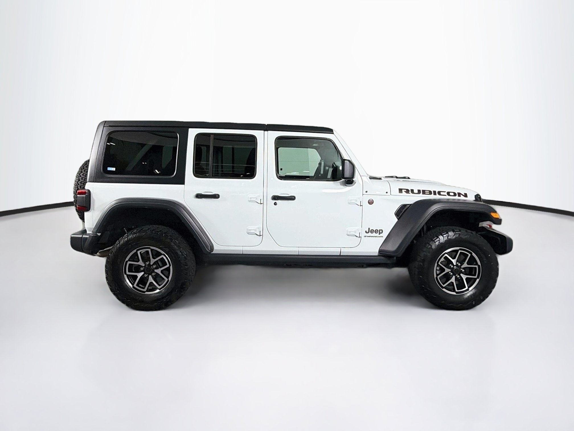 Used 2025 Jeep Wrangler Unlimited Rubicon AWD/4WD image 10