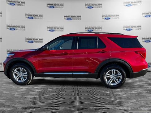 Used 2021 Ford Explorer XLT w/ Equipment Group 202A image 2