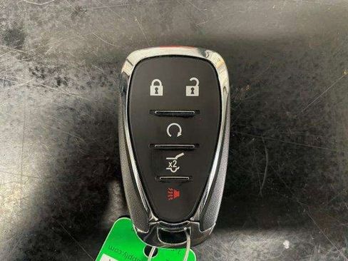 Used 2020 Chevrolet Equinox Premier image 19