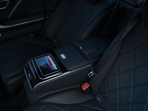 Used 2021 Mercedes-Benz Maybach S 580 Mercedes-Maybach S 580 4MATIC image 33