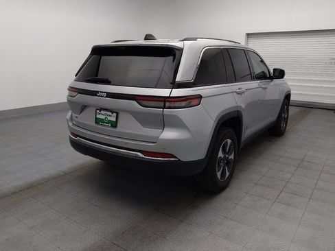 Used 2022 Jeep Grand Cherokee Limited 4xe w/ Luxury Tech Group II AWD/4WD image 9