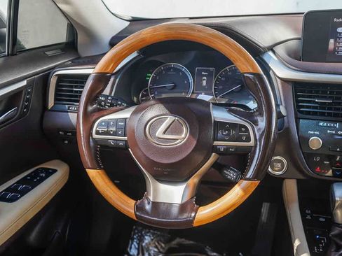 Used 2018 Lexus RX 350L FWD w/ Premium Package image 15