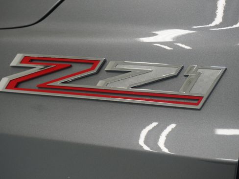 Used 2021 Chevrolet Suburban Z71 AWD/4WD image 7