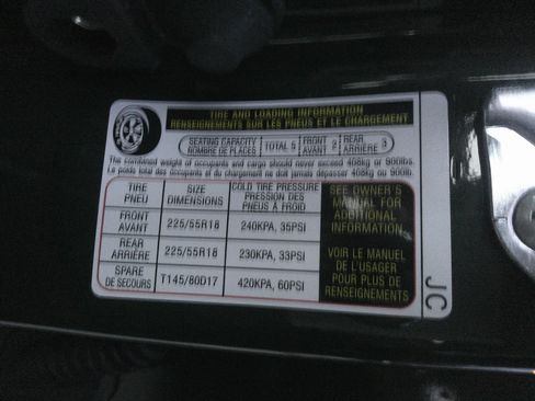 Used 2023 Subaru Forester Touring w/ Popular Package #2 image 38