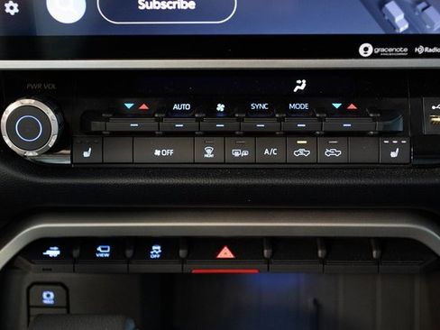 Used 2022 Toyota Tundra SR5 image 17