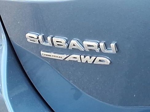 Used 2023 Subaru Forester Premium image 31