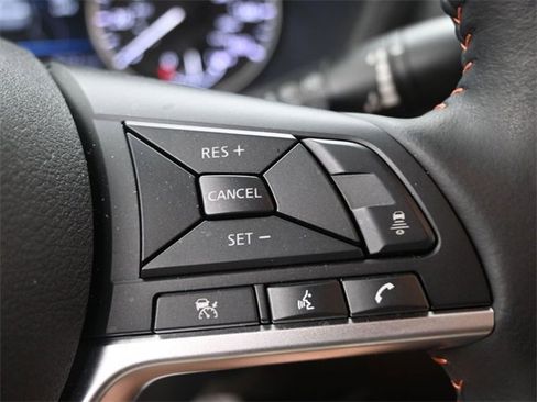 Used 2025 Nissan Sentra SR w/ SR Premium Package image 19