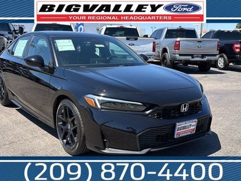 Used 2025 Honda Civic Sport image 1