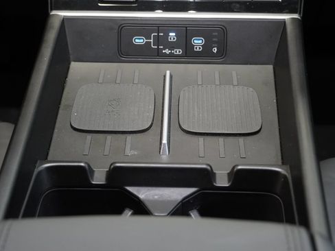 Used 2025 Hyundai Santa Fe SEL AWD/4WD image 23