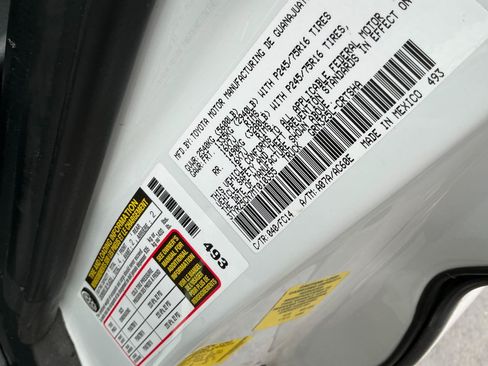 Used 2021 Toyota Tacoma SR5 w/ Technology Package RWD image 31